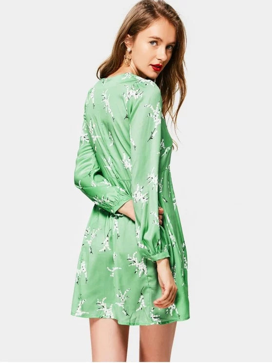 BerryBetty - Beautiful Neck Long Sleeve Plunging Printed Dress