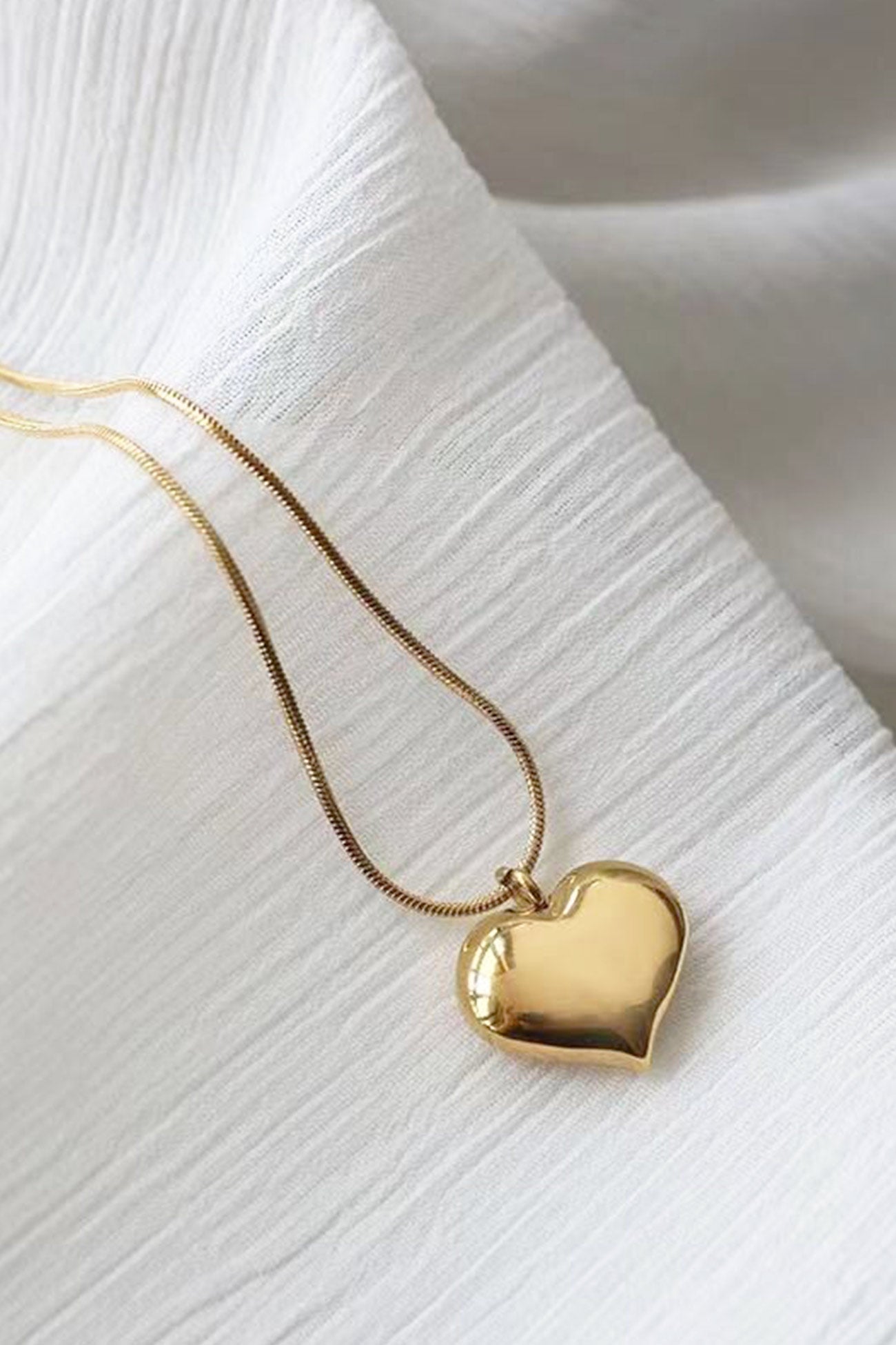 BerryBetty - Three-dimensional Heart Necklace