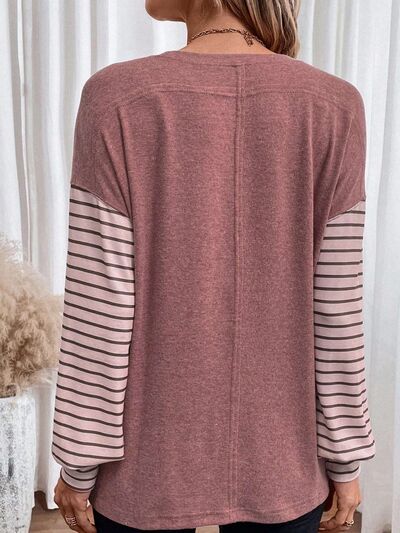 BerryBetty - Round Neck Striped Long Sleeve Slit T-Shirt