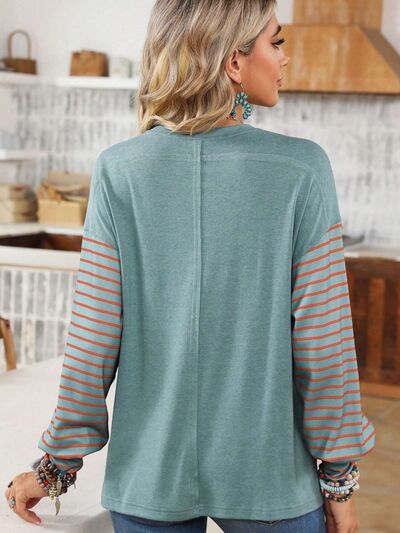 BerryBetty - Round Neck Striped Long Sleeve Slit T-Shirt
