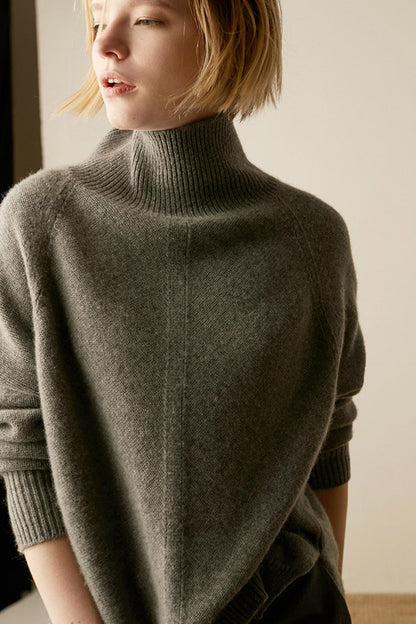 BerryBetty - Turtleneck Side Split Wool Sweater