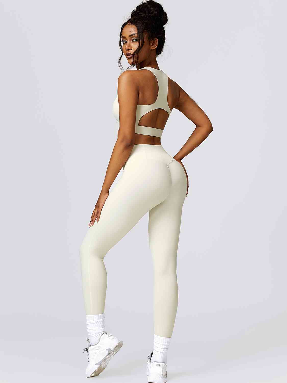 BerryBetty - Cutout Cropped Sport Tank and Leggings Set