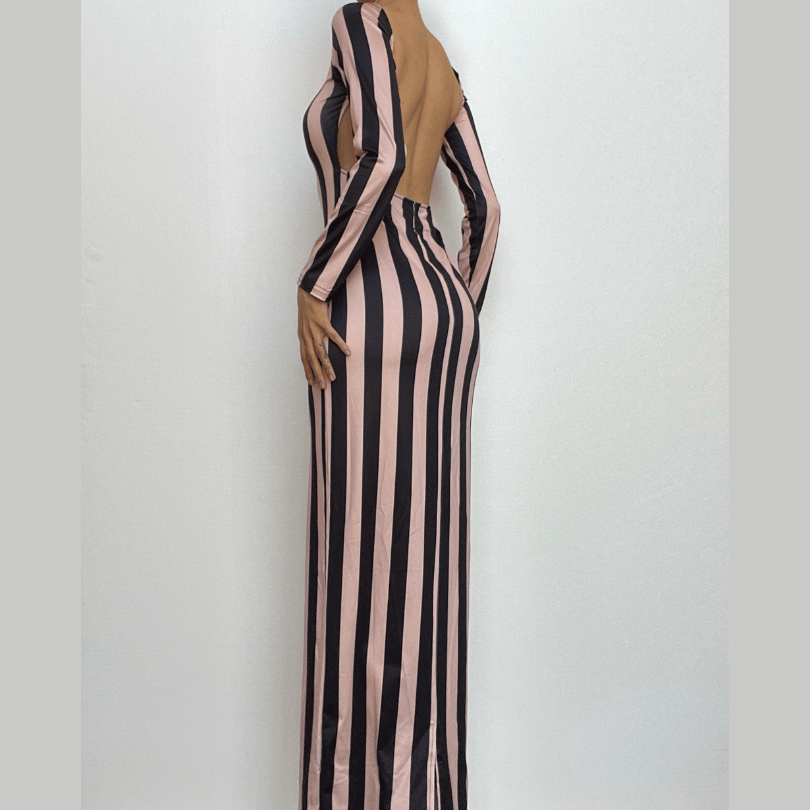 BerryBetty - Striped print backless long sleeve contrast round neck maxi dress