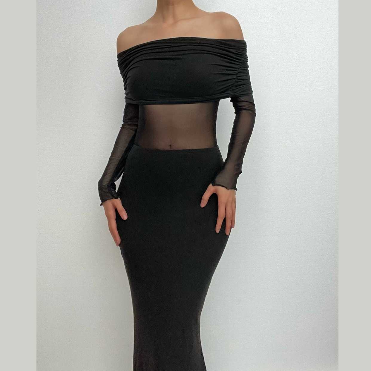 BerryBetty - Ruched solid long sleeve off shoulder ruffle maxi dress