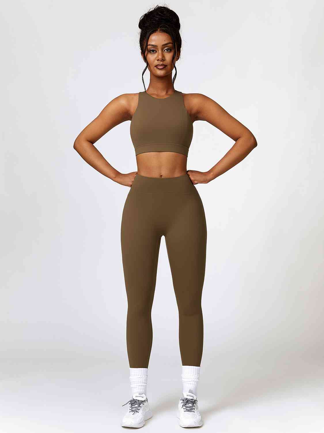 BerryBetty - Cutout Cropped Sport Tank and Leggings Set