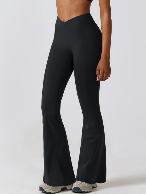 BerryBetty - Flare Leg Active Pants with Pockets