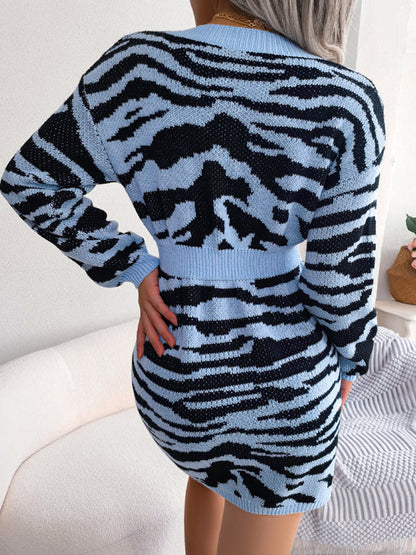 BerryBetty - Women's fashion tiger pattern Lantern Sleeve waist closed wool sweater dress