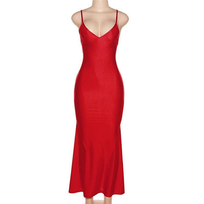 BerryBetty - Low cut v neck ruched solid backless cami maxi dress