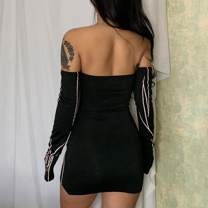BerryBetty - Contrast off shoulder long sleeve backless mini dress