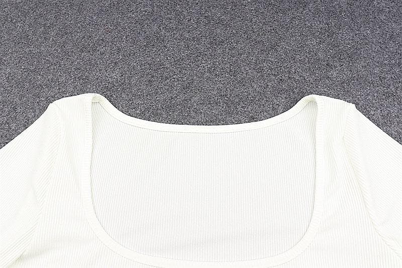 BerryBetty - Ribbed square neck solid short sleeve crop top