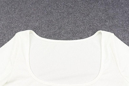 BerryBetty - Ribbed square neck solid short sleeve crop top